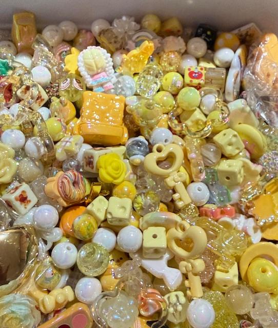 Mixes "Acrylic beads," $5 mixes choose your size!