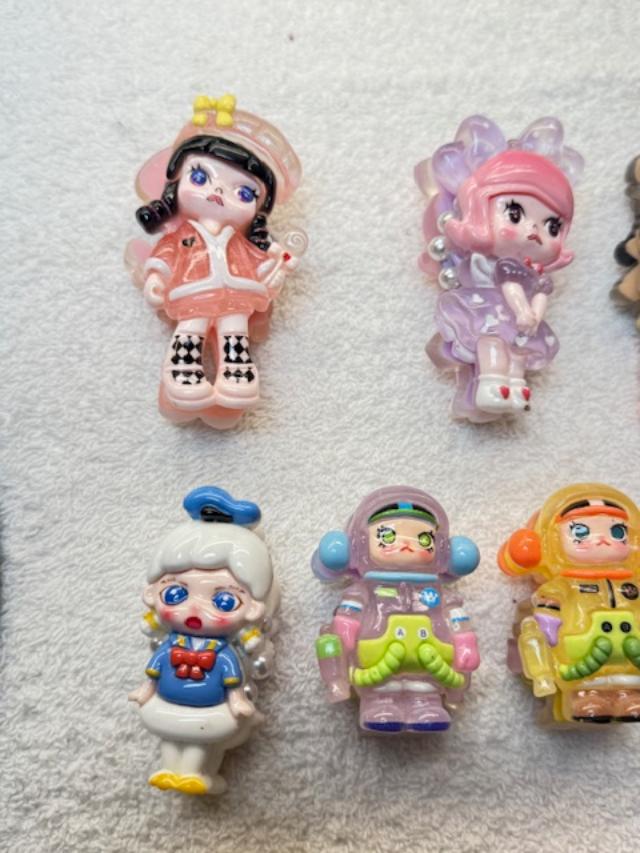 Large Characters Beads